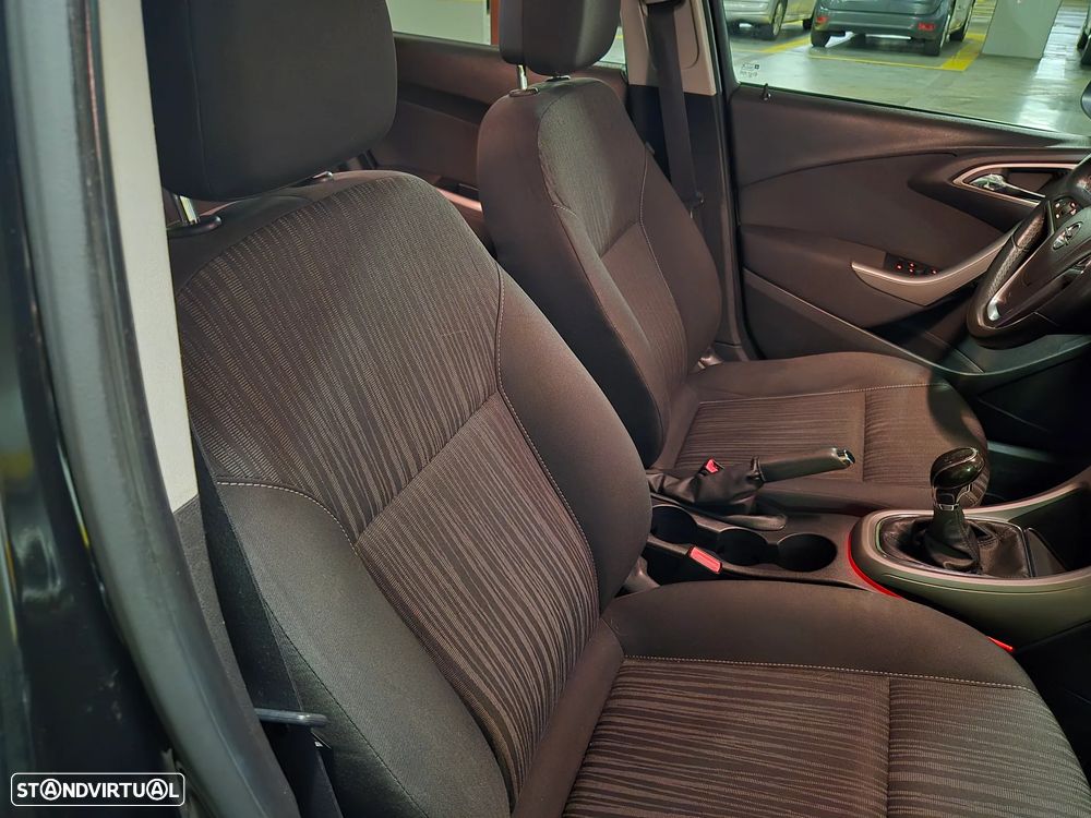 Opel Astra 1.7 CDTI Enjoy - 33