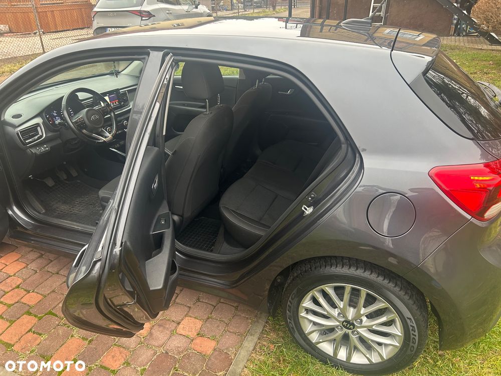 Kia Rio 1.2 Business Line Plus - 6