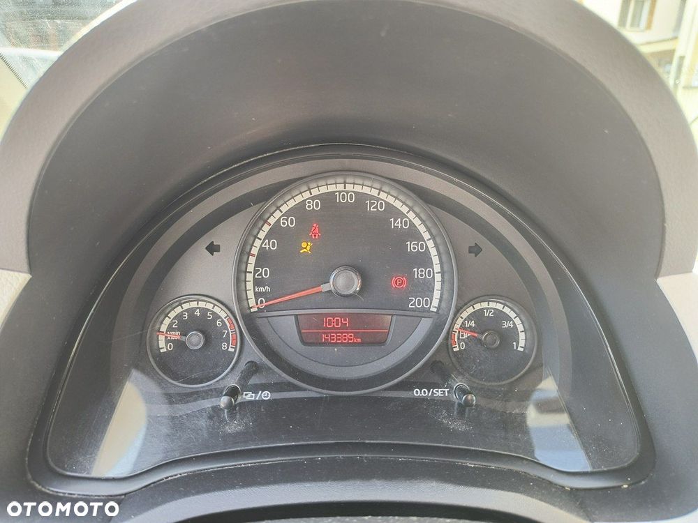Volkswagen up! - 15