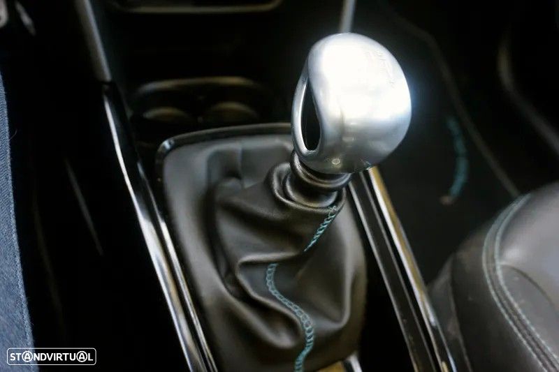 Peugeot 2008 1.2 PureTech Crossway - 18