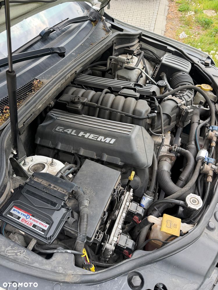 Jeep Grand Cherokee SRT - 30