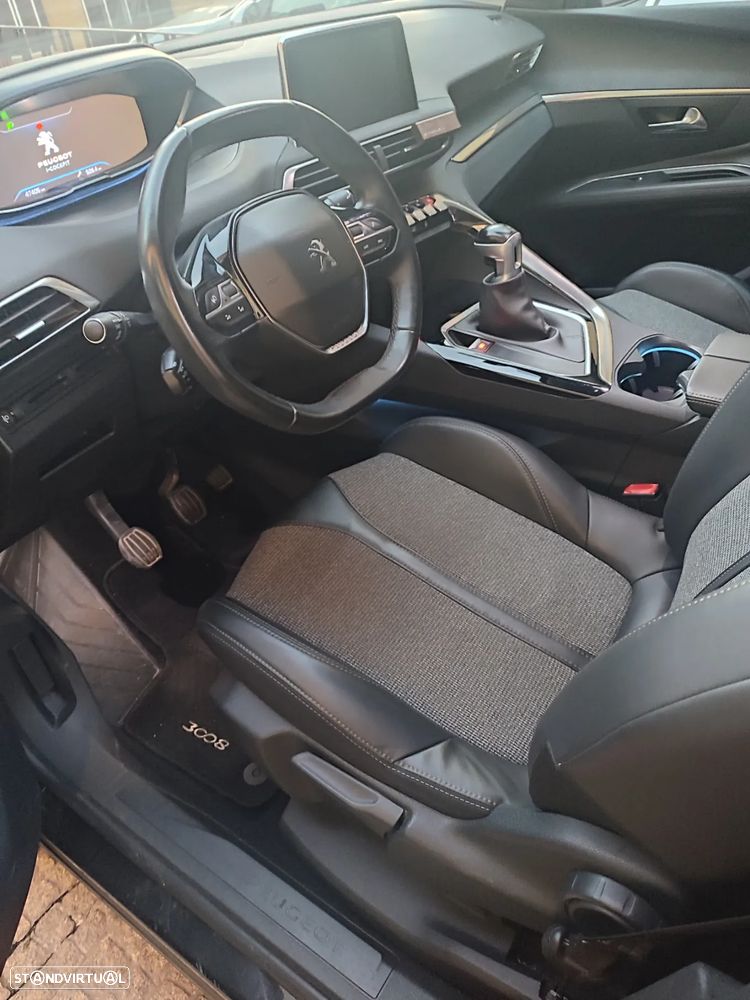 Peugeot 3008 HDi 115 Allure - 11