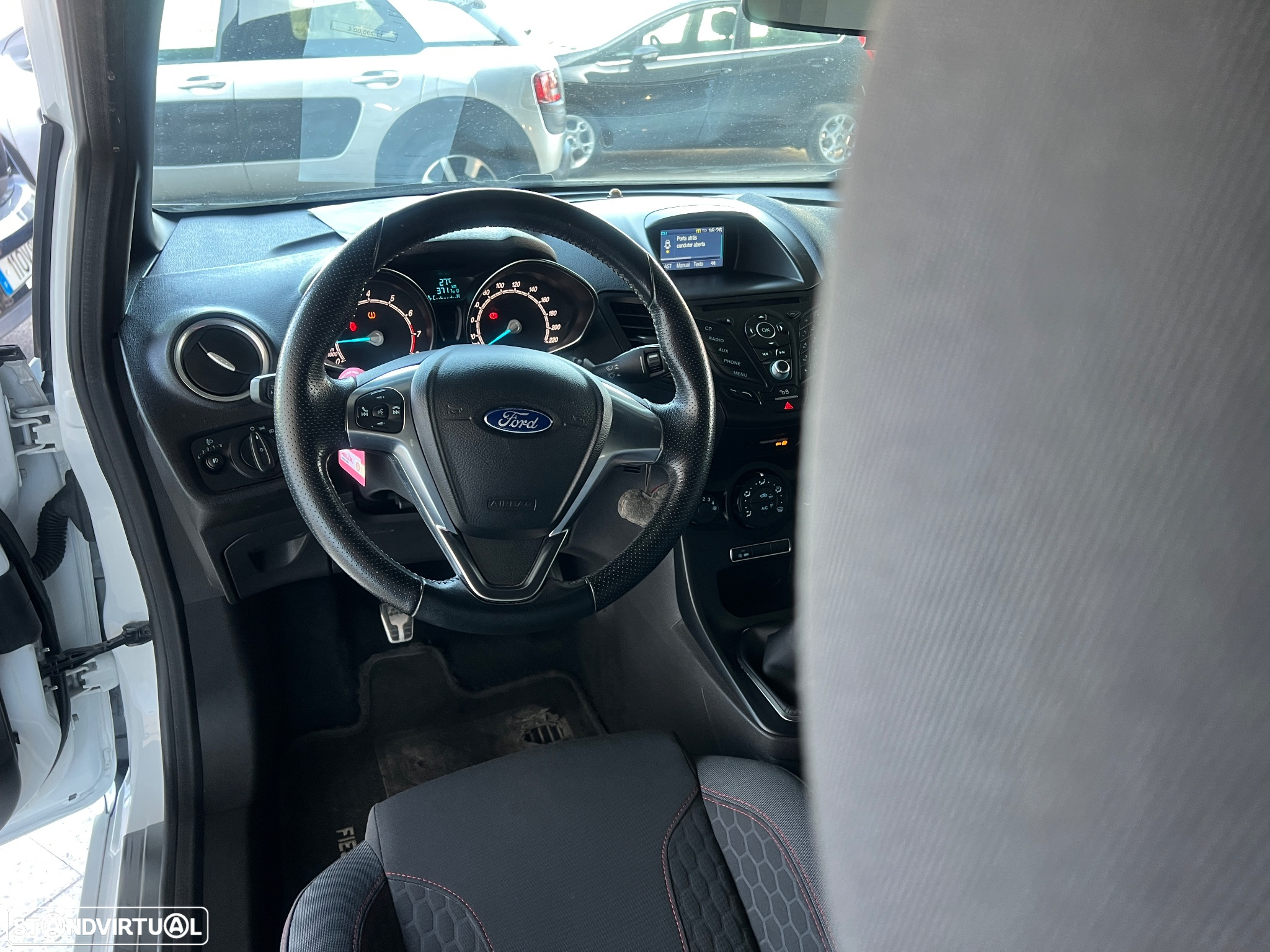 Ford Fiesta 1.0 EcoBoost ST-Line - 17