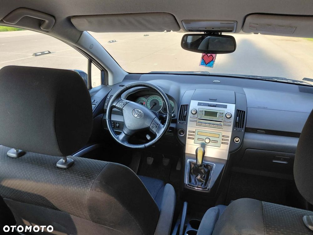 Toyota Corolla Verso 1.8 Sol - 6
