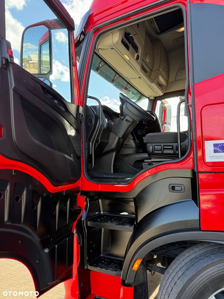 Iveco S-Way - 14