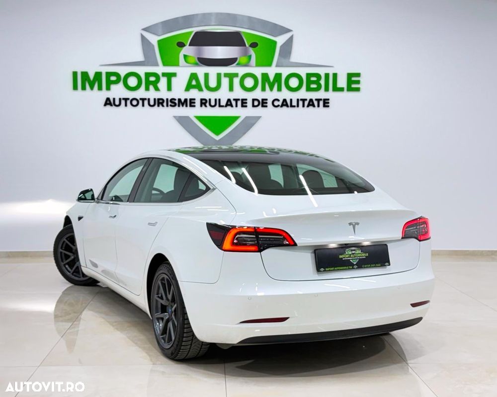 Tesla Model 3 Standard Reichweite Plus Hinterradantrieb - 13