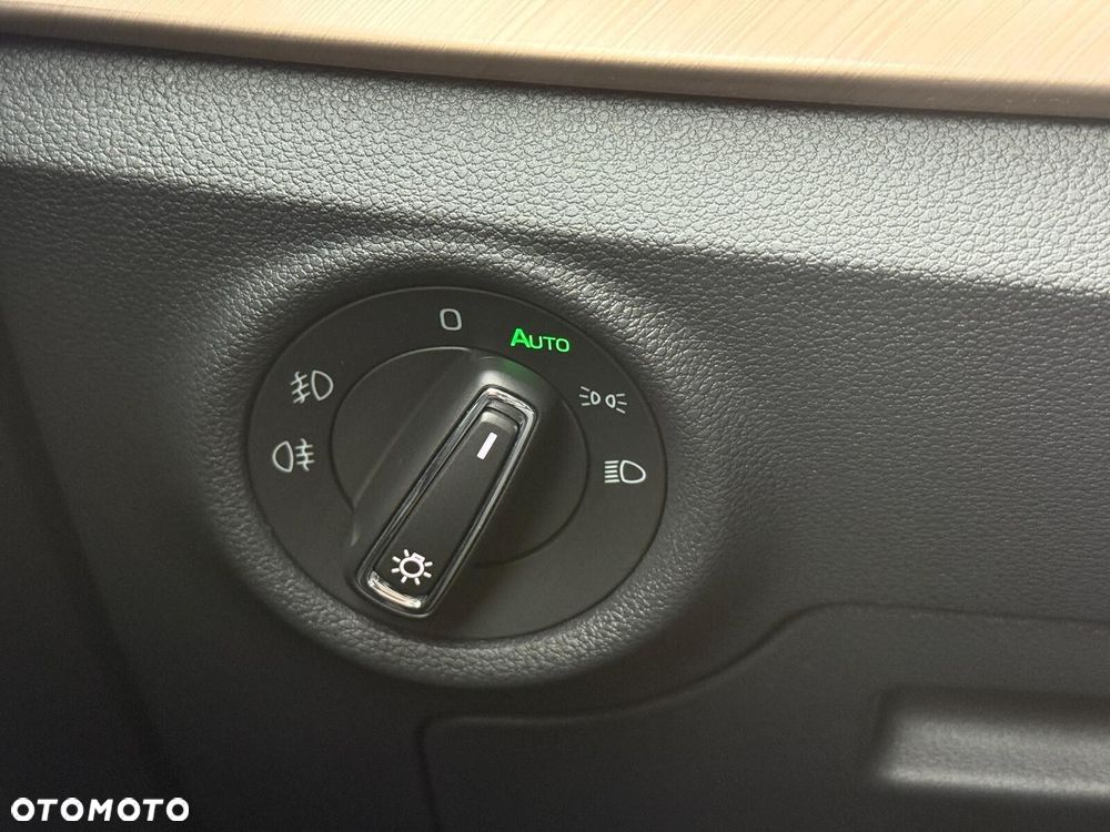 Skoda Scala 1.5 TSI Style DSG - 30