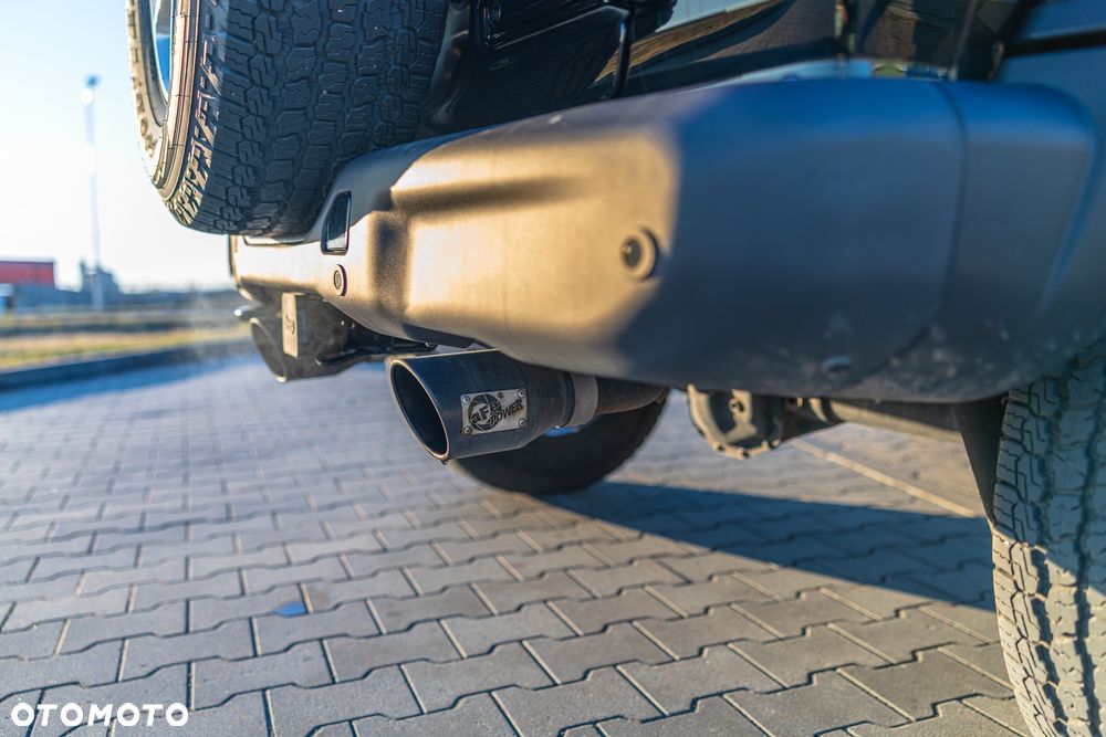 Jeep Wrangler 3.6 Unlim Sahara - 28