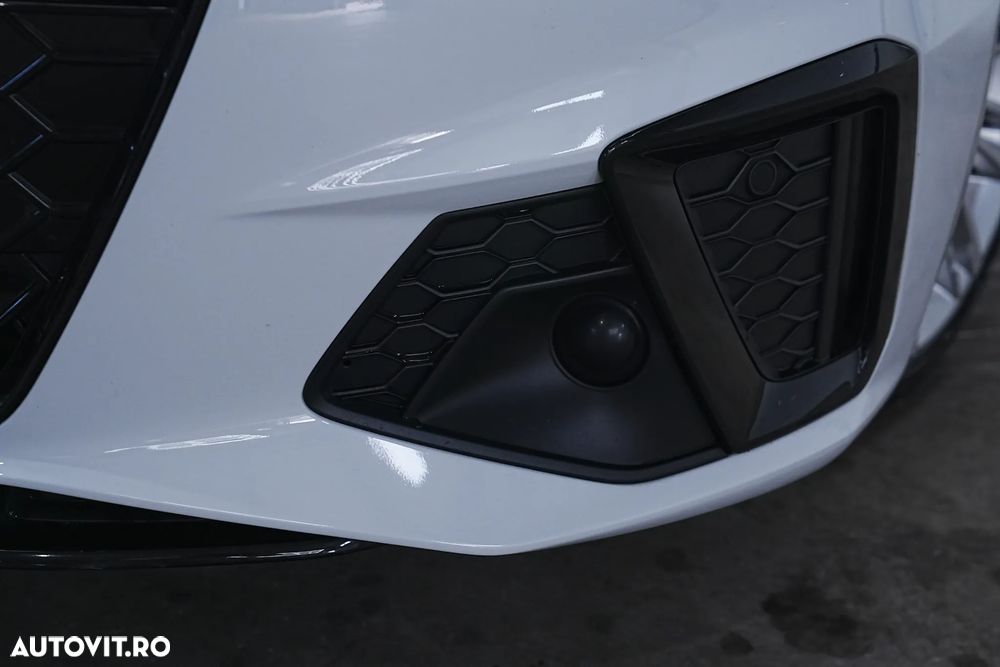 AUDI A4 2022 — imagine 22