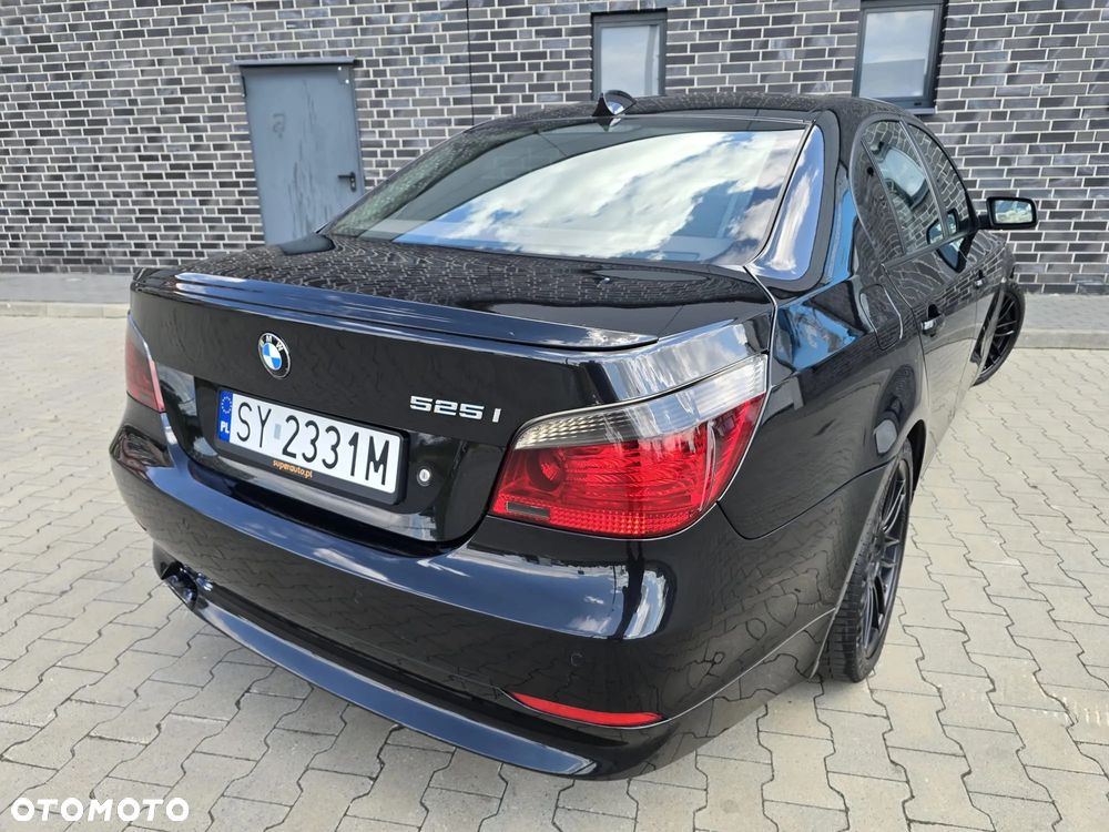 BMW Seria 5 525i - 12