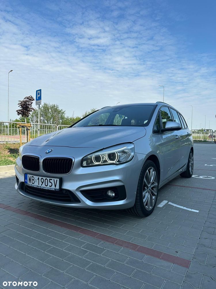 BMW Seria 2 218d - 1