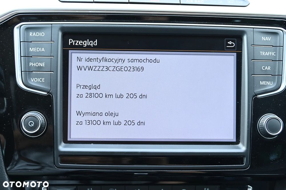 Volkswagen Passat 2.0 TDI Bi-Turbo BMT 4Mot Highline DSG - 36