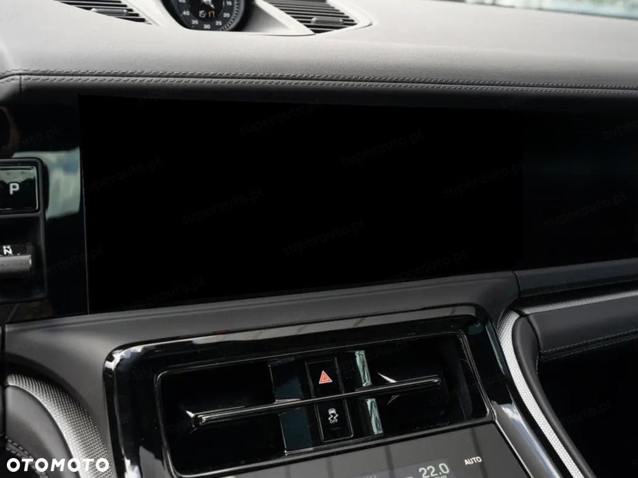 Porsche Panamera 4 - 12