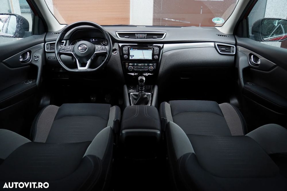 Nissan Qashqai 1.6 DIG-T N-Connecta - 6