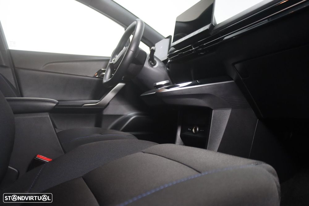 MG MG4 64 kWh Comfort - 16