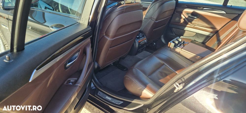 BMW Seria 5 535d xDrive Aut. Luxury Line - 9