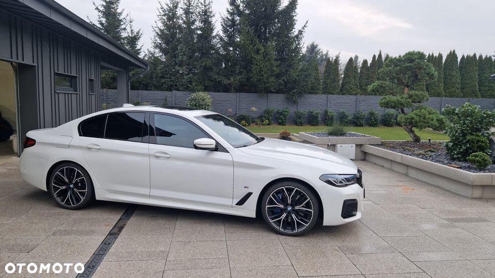 BMW Seria 5 530d M Sport Edition - 10