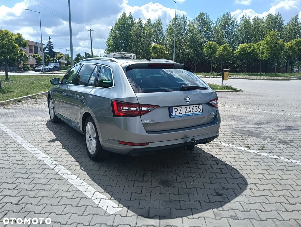 Skoda Superb 2.0 TDI 4x4 Ambition DSG - 5