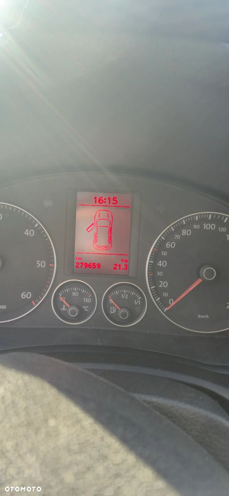 Volkswagen Golf - 8