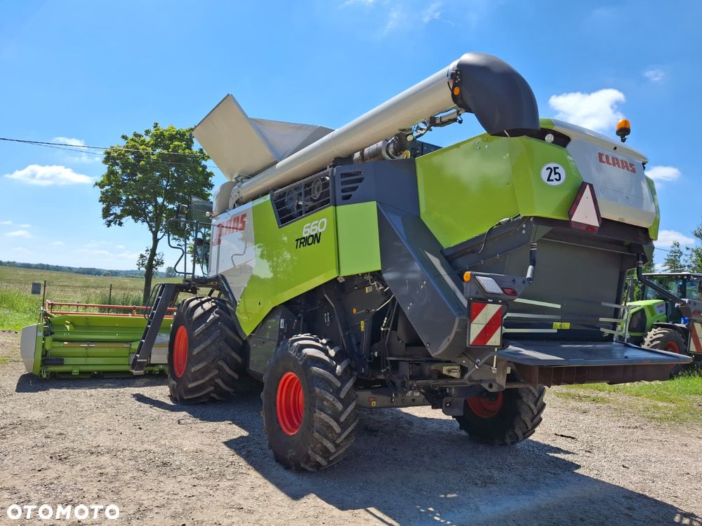 Claas Trion 660 - 10