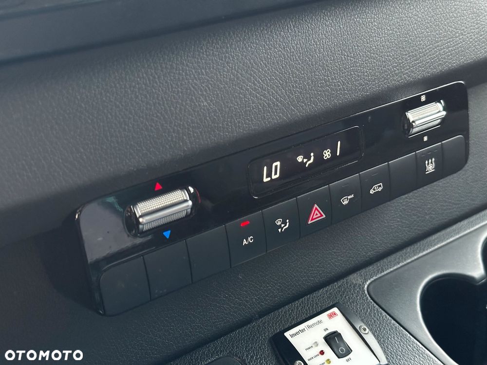 Mercedes-Benz Sprinter - 12