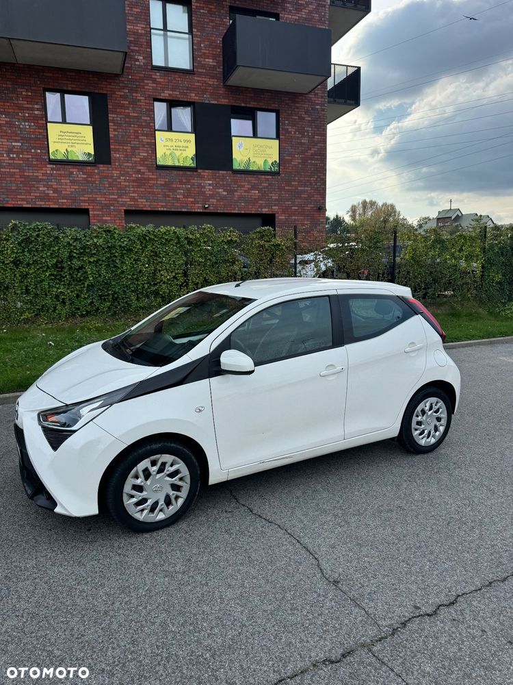 Toyota Aygo 1.0 VVT-i Color Edition - 2