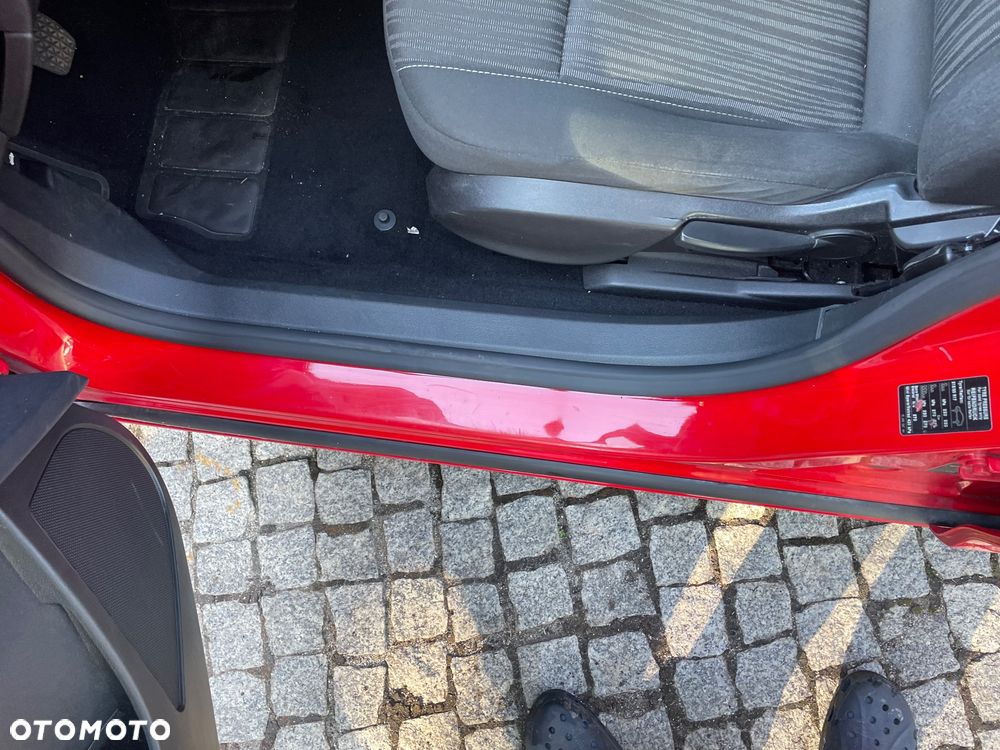Opel Astra 1.6 Color Edition - 12