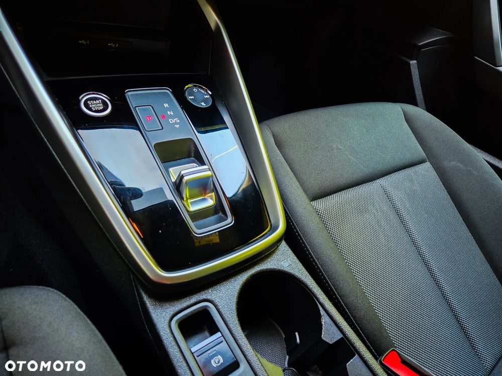 Audi A3 Limousine 35 TFSI mHEV Advanced S tronic - 32