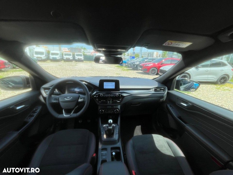 Ford Kuga - 12