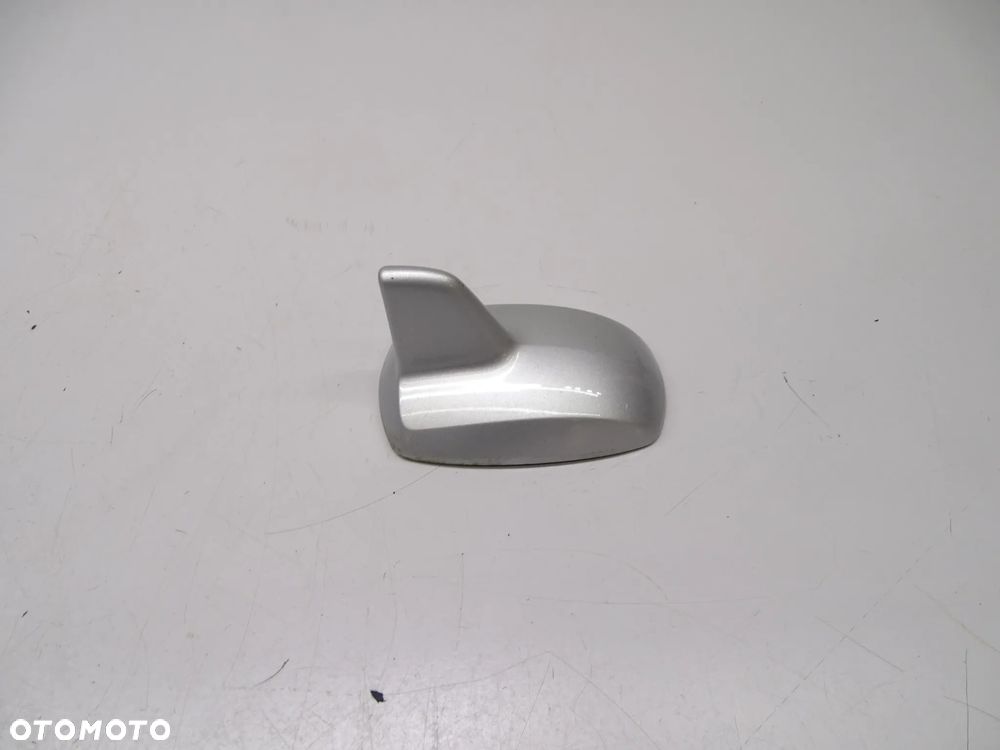 E KLASA W212 Antena Pletwa C775 2128270128 - 2