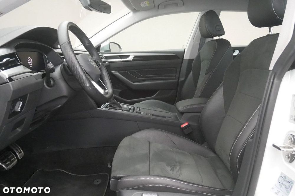 Volkswagen Arteon 2.0 TSI Essence DSG - 12