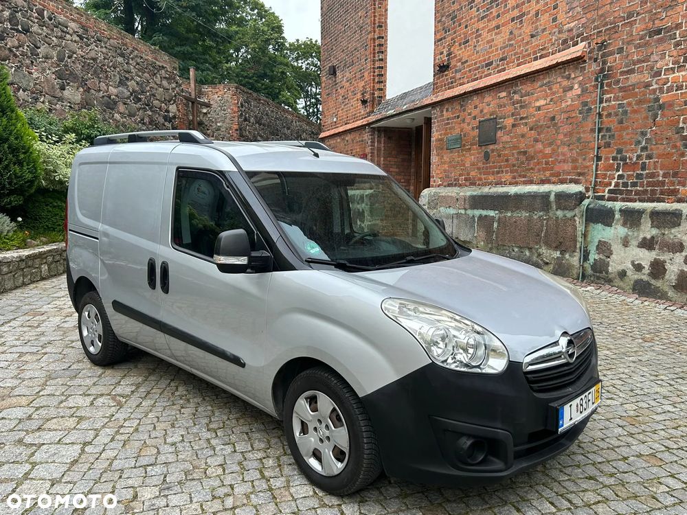 Opel COMBO-D-VAN - 3