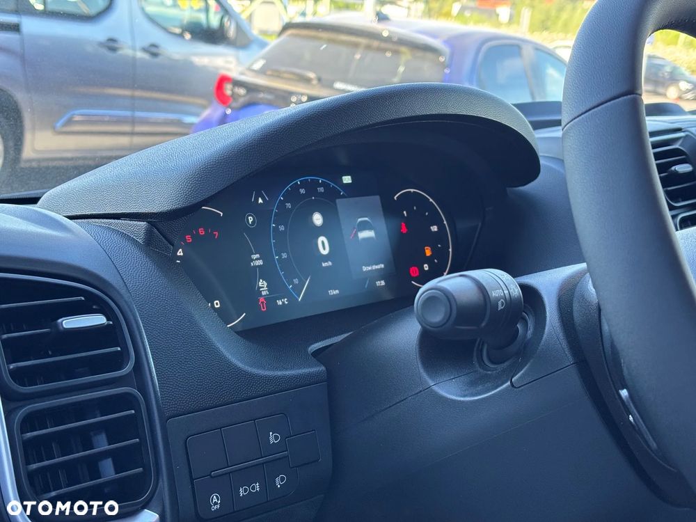 Toyota Proace MAX - 24
