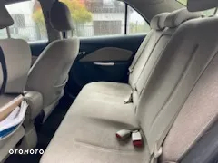 Toyota Yaris - 4