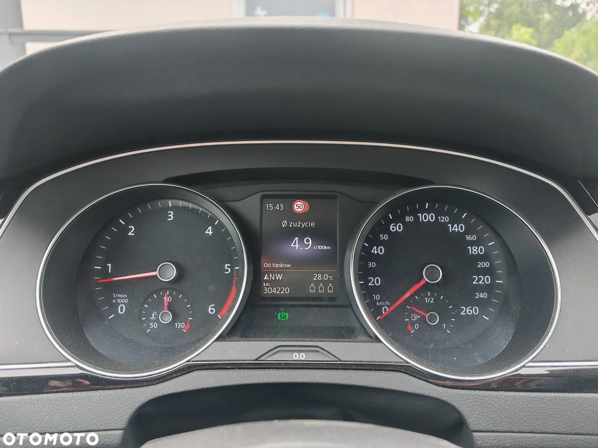 Volkswagen Passat 2.0 TDI BMT Comfortline - 13