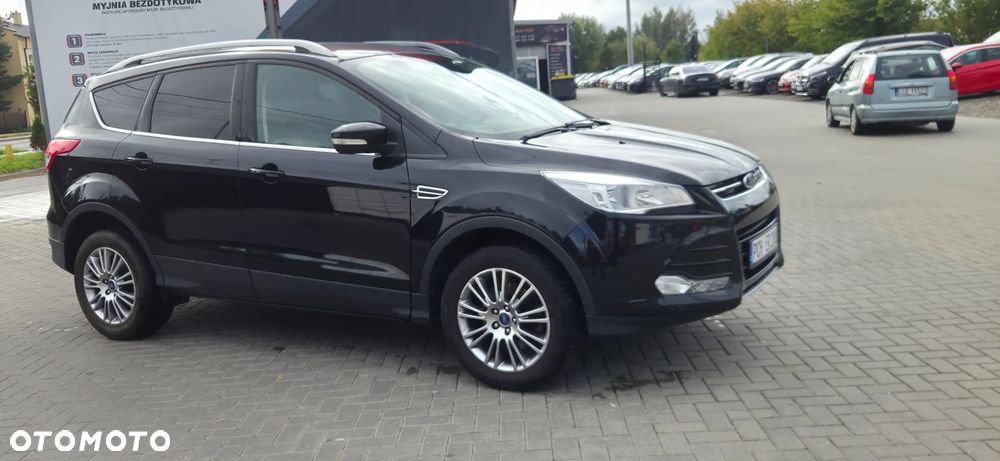 Ford Kuga 2.0 TDCi 2x4 Titanium - 23