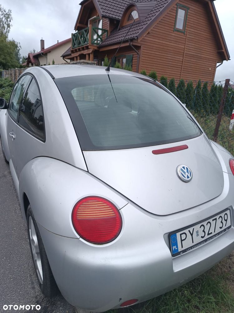 Volkswagen New Beetle - 3