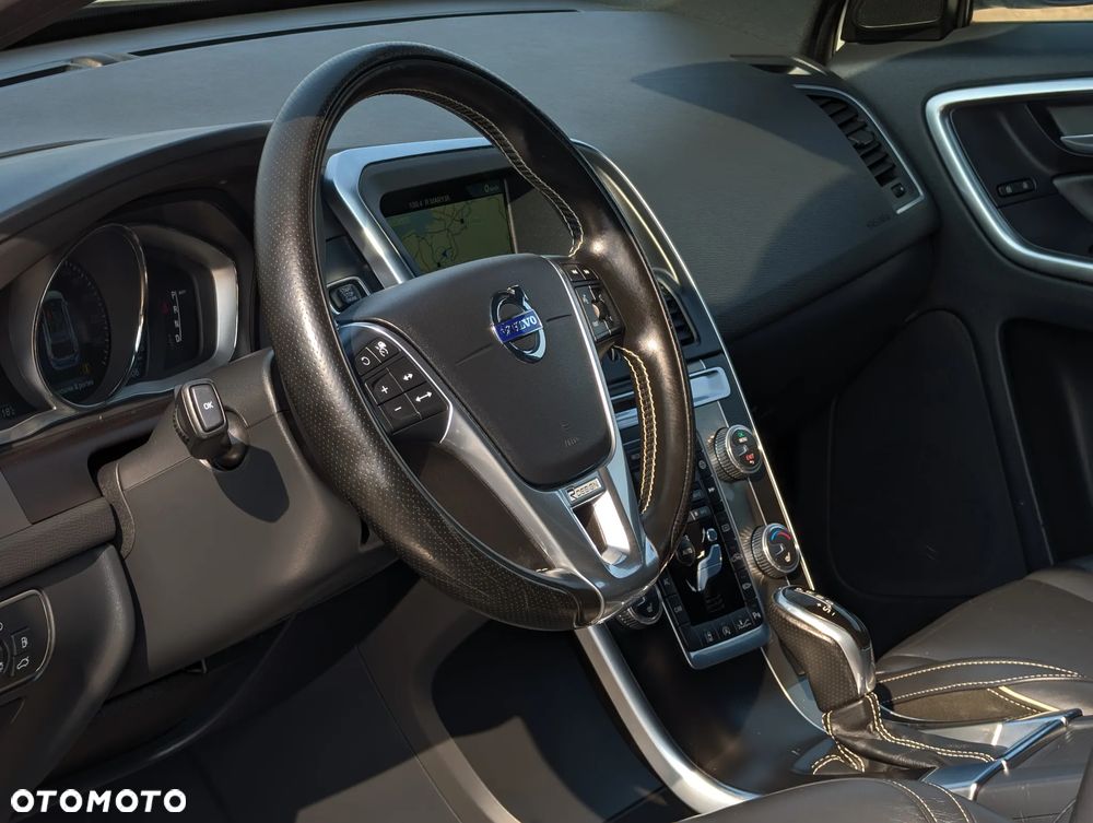 Volvo XC 60 D4 Geartronic RDesign - 21