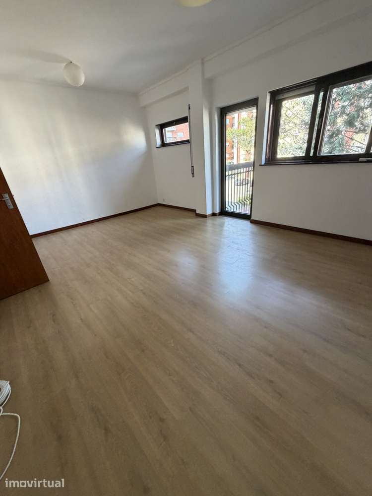 Excelente Apartamento T4+1 Premium na Solum - Grande imagem: 2/21