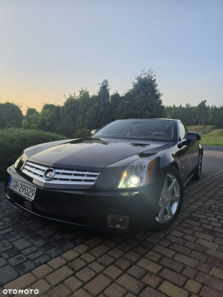 Cadillac XLR - 1