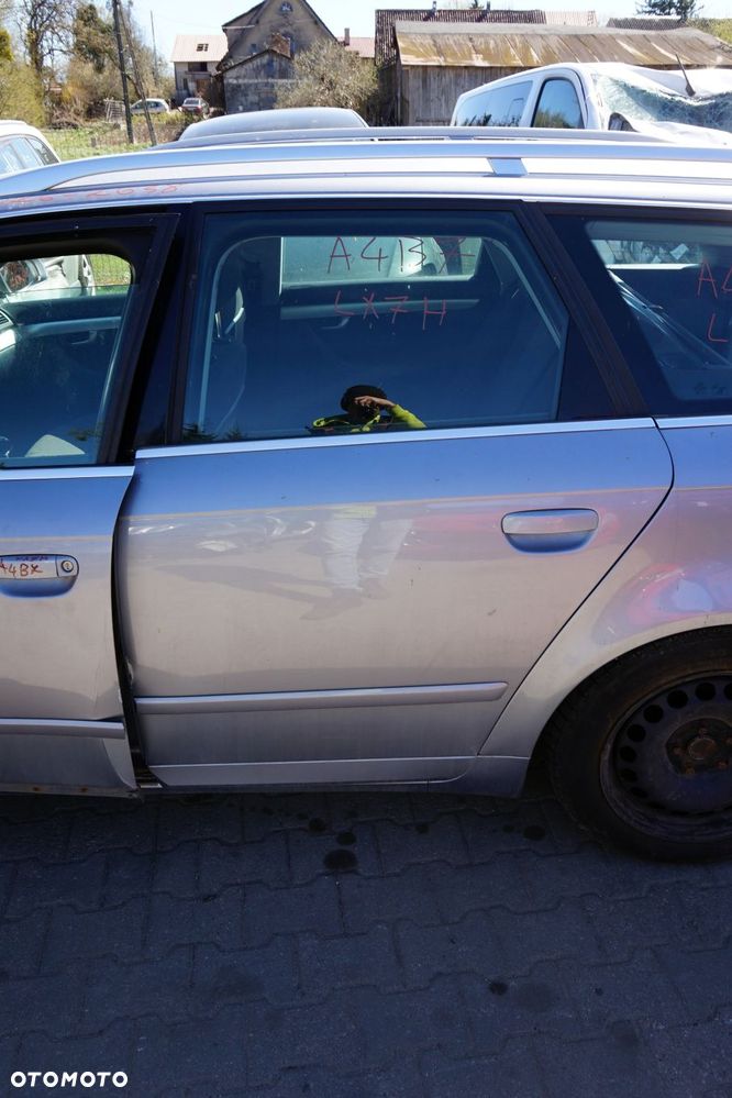 DRZWI TYLNE LEWE A4 B7 KOMBI LY7H  SZARY AUDI 2004-2008 - 1