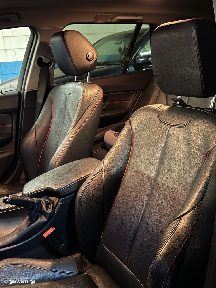 BMW 318 d Line Sport - 14