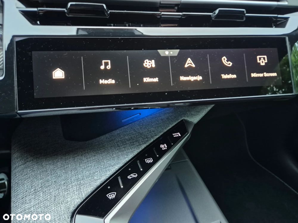 Peugeot 3008 195 e-DSC7 GT EXCLUSIVE - 16