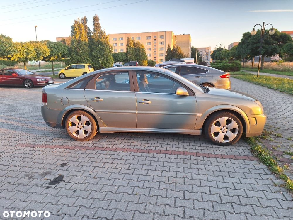 Opel Vectra 1.8 - 3