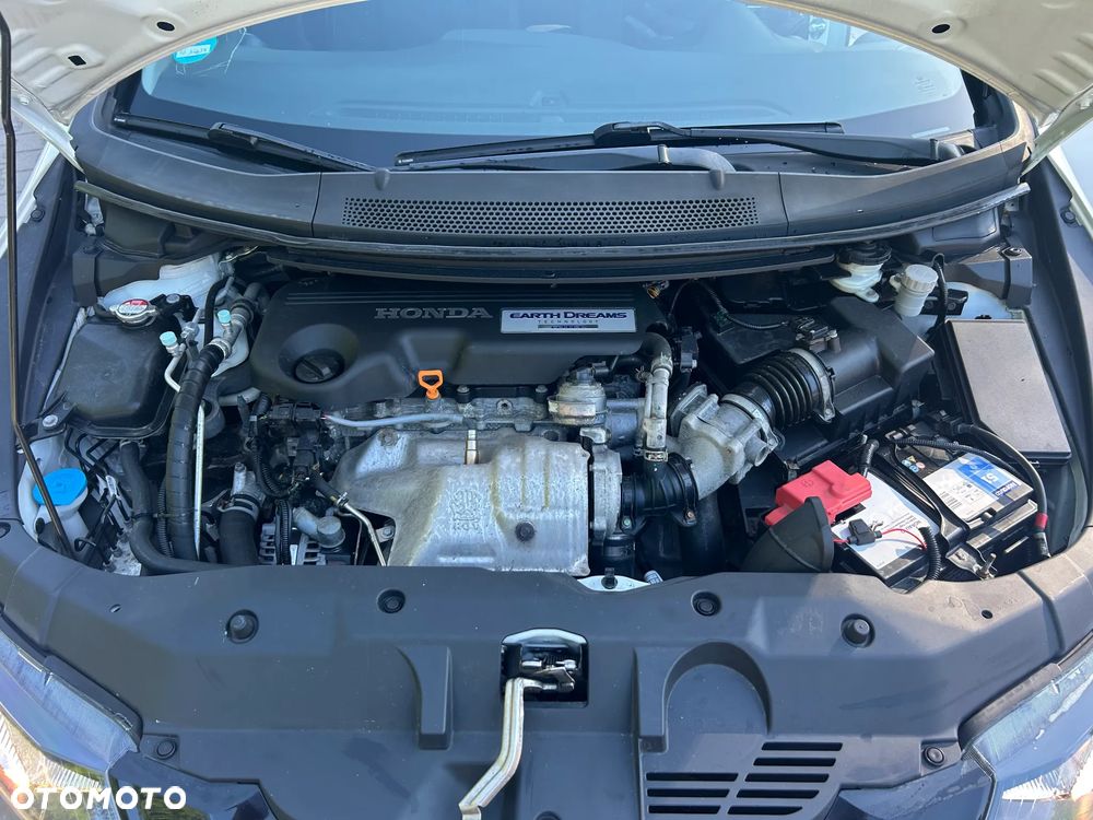 Honda Civic 1.6 i-DTEC Comfort Black Edition - 31