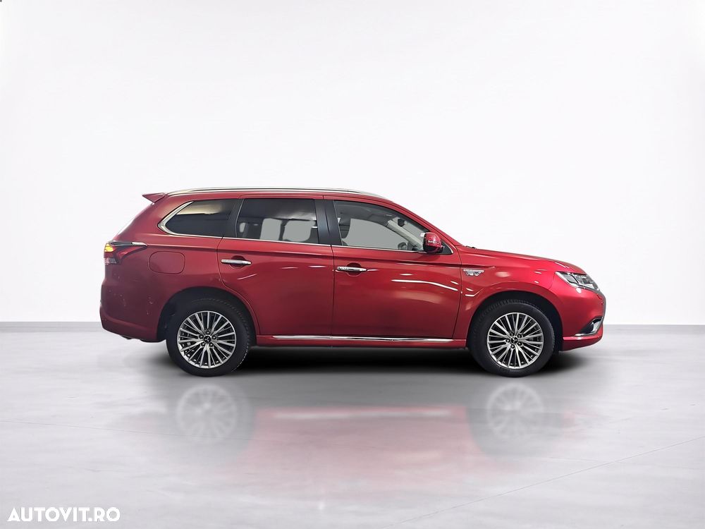 Mitsubishi Outlander - 7