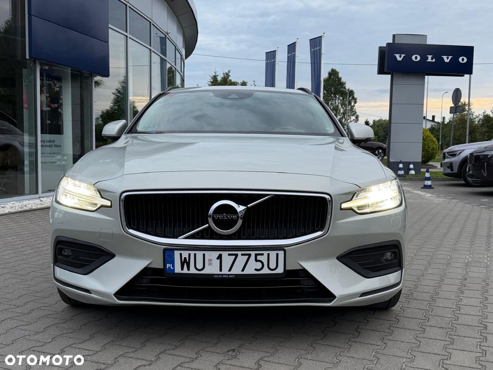 Volvo V60 D4 Momentum - 10