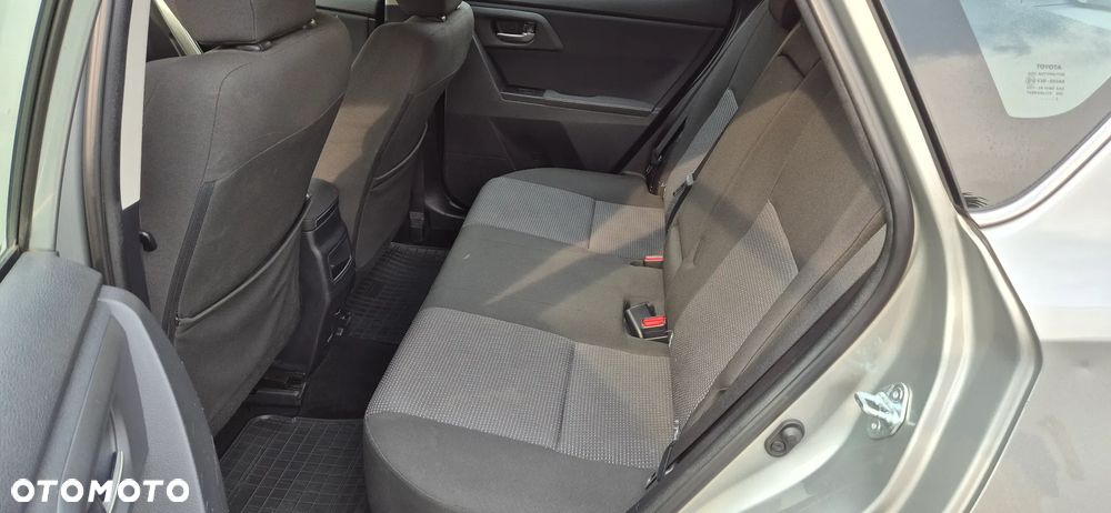 Toyota Auris 2.0 D-4D Life - 18