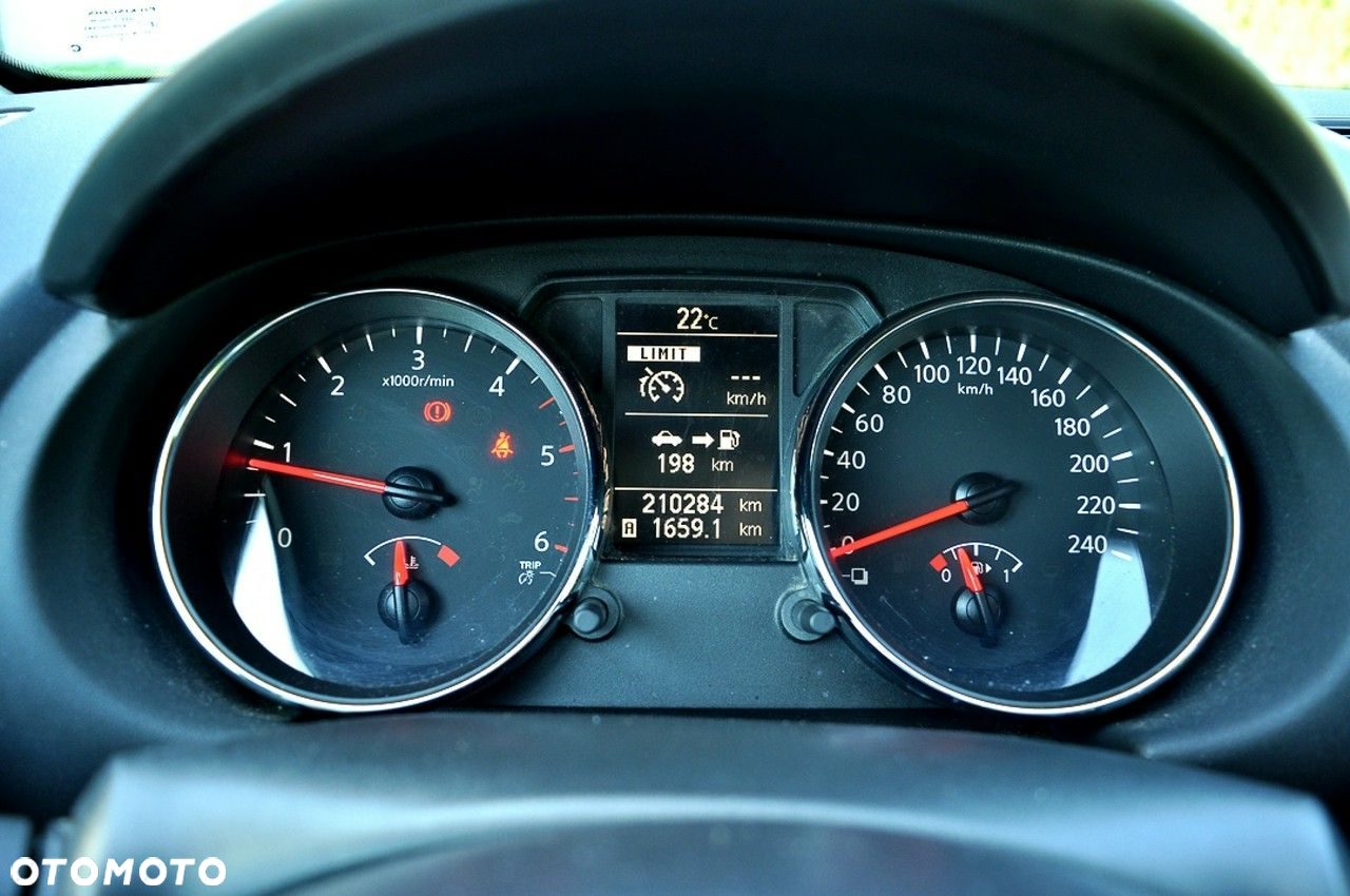 Nissan Qashqai 1.5 dCi Tekna - 22