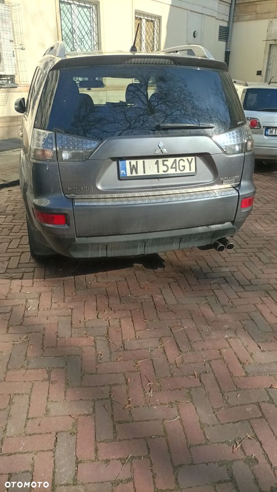 Mitsubishi Outlander 2.2 DID Intense EU5 - 14